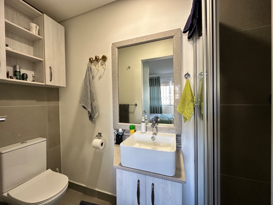 2 Bedroom Property for Sale in Island View Western Cape